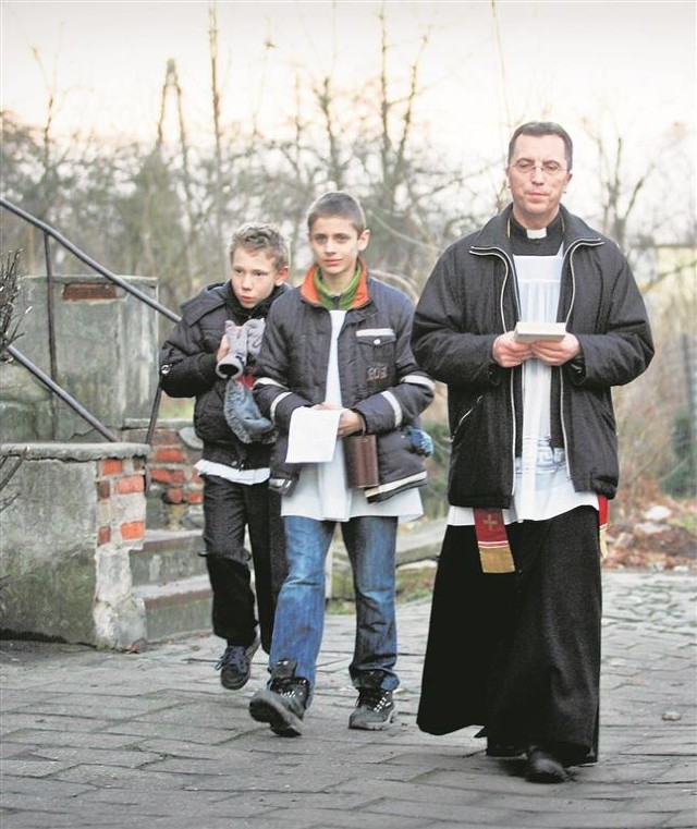 Rozpoczęły się wizyty duszpasterskie. W Łodzi drzwi duchownym otwiera ponad połowa wiernych