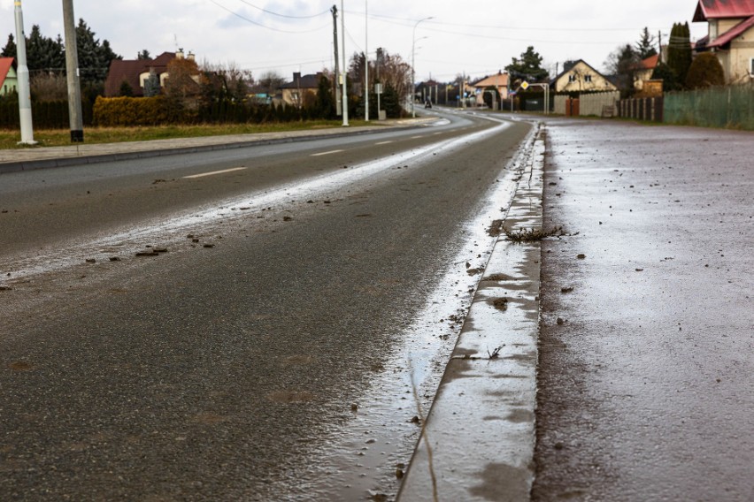 Wykonawca zapewnia, że natychmiastowo wszelkie...