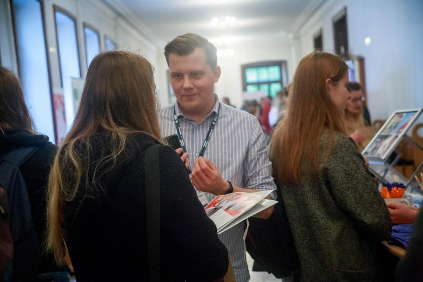 Blisko 20 pracodawców zaprezentowało się podczas targów...