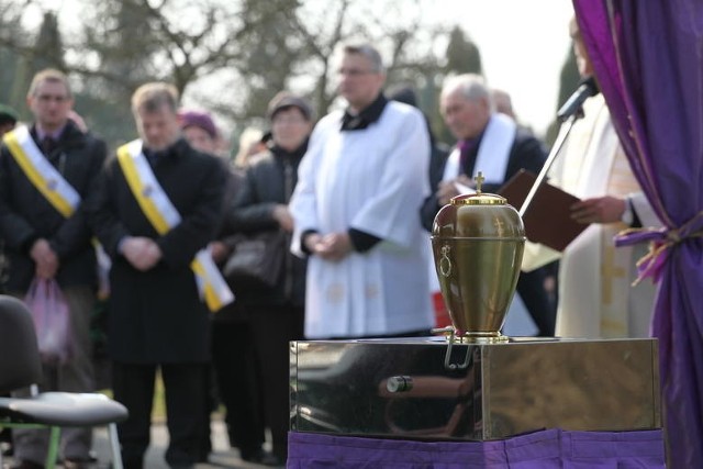 Na Nowym Cmentarzu w sobotę odbędzie się pochówek dzieci utraconych.