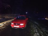 Wypadek w miejscowości Włochy. Kierowca volkswagena najechał na 14-latkę na jezdni. W rowie leżała kolejna dziewczyna!