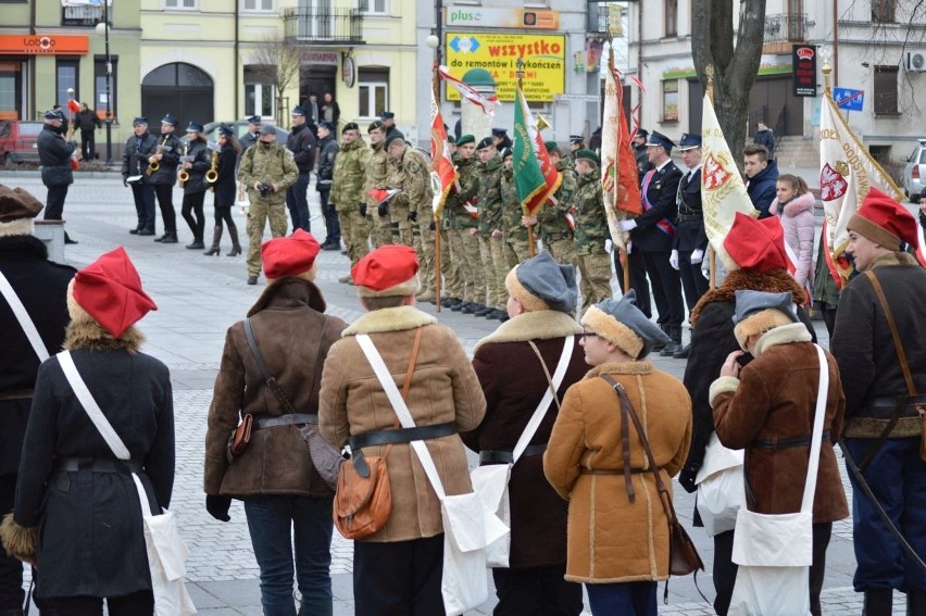 Obchody rocznicowe bitwy pod Małogoszczem. Oddali hołd bohaterom [ZDJĘCIA]