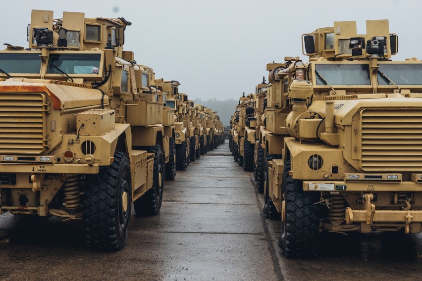 63 pojazdy MRAP trafiły do batalionu remontowego w Czarnem,...