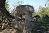 Gdzie w Polsce znajdują się miejsca kultu dawnych pogan? Zobacz tajemnicze kamienne kręgi, idole i święte góry