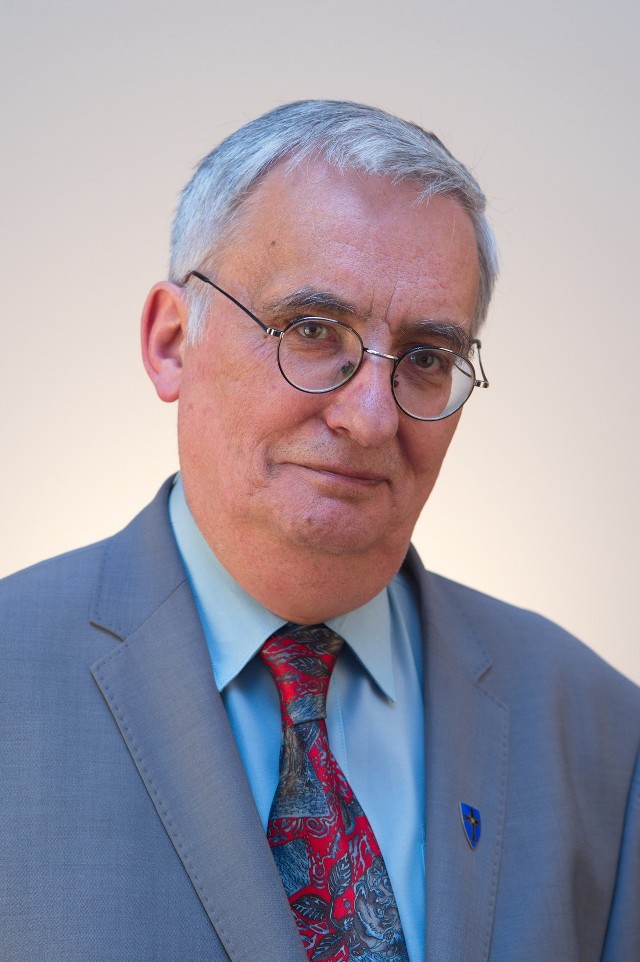 Profesor Jacek Bartyzel