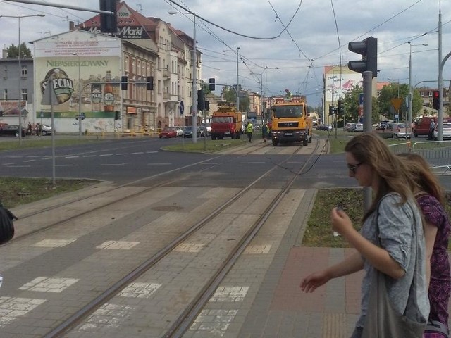 Naprawa trakcji tramwajowej na ulicy Jagiellońskiej