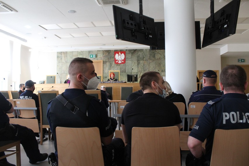 Oskarżeni przed krakowskim sądem odpowiadają za handel...