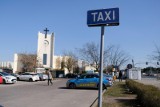 Najtańsze taksówki w Toruniu. Gdzie zapłacimy najmniej? [ceny]