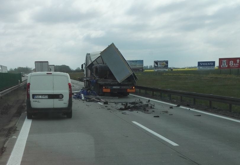 Zderzenie ciężarówek na A4 pod Wrocławiem