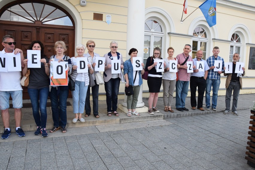 Oświęcimianie nie odpuszczają i bronią niezależnych sądów – w środę kolejna demonstracja przed Sądem Rejonowym w Oświęcimiu