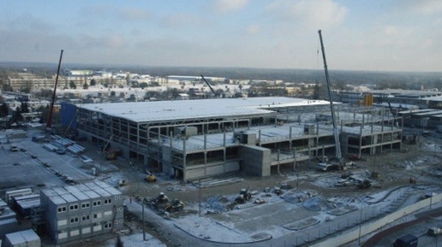 Budowa sklepu Ikea w Bydgoszczy. Obiekty mają być gotowe na koniec kwietnia.