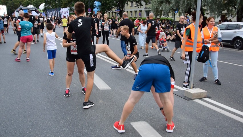 29. Bieg Powstania Warszawskiego. Oddali cześć powstańcom i pomogli chorej Eryczce