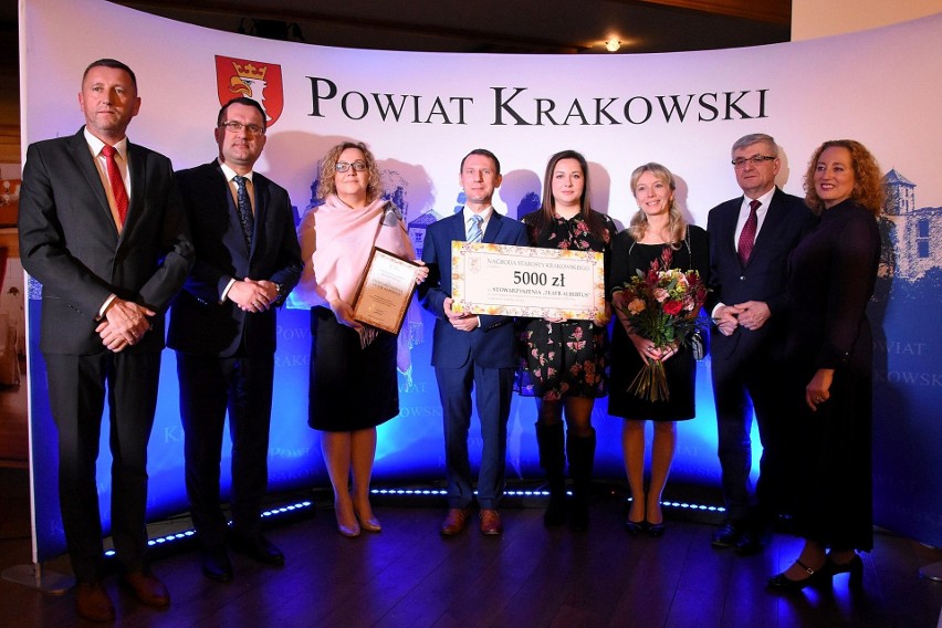Uhonorowano utalentowanych sportowców, artystów i działaczy z powiatu krakowskiego. Organizacje dostały po pięć tysięcy nagrody