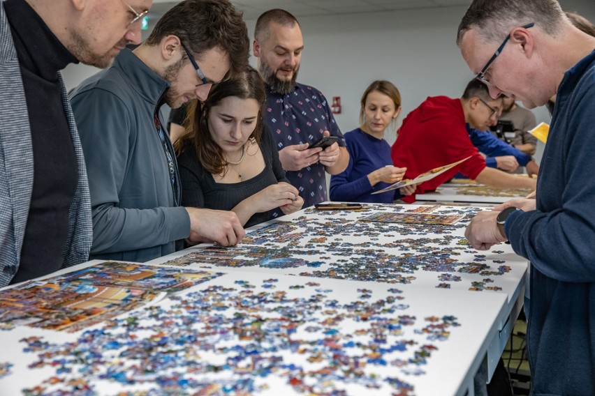 W Krakowie budują największe puzzle świata. Całość ma zająć powierzchnię kawalerki ZDJĘCIA
