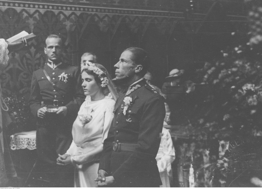Arystokratyczny ślub w Nawojowej. 85 lat temu hrabianka Stadnicka oraz książę Czartoryski powiedzieli sobie "tak". Ach, co to był za ślub!