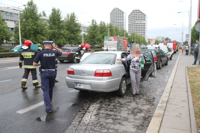 Karambol na placu Grunwaldzkim i spore utrudnienia (ZDJĘCIA)