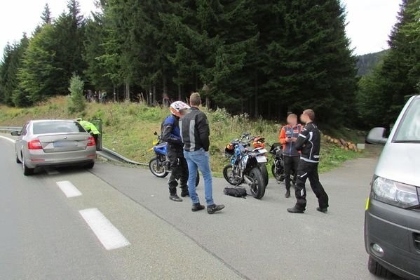 Polscy motocykliści też szaleją na Czerwonohorskiej Przełęczy. Rekordzista jechał serpentynami prawie 130 km/h 