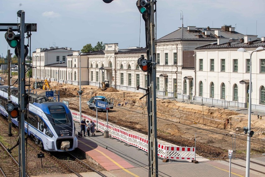 Modernizacja peronów na dworcu PKP w Białymstoku ma...