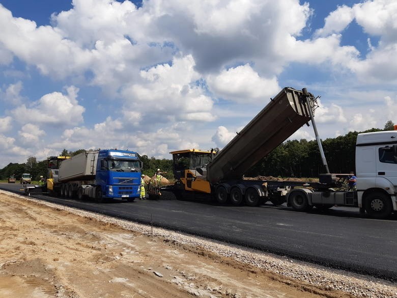 Łódzkie. Rząd sfinansuje budowę węzła Teofilów na trasie ekspresowej S14, ale tylko z drogą na Aleksandrów Łódzki, bez połączenia z Łodzią