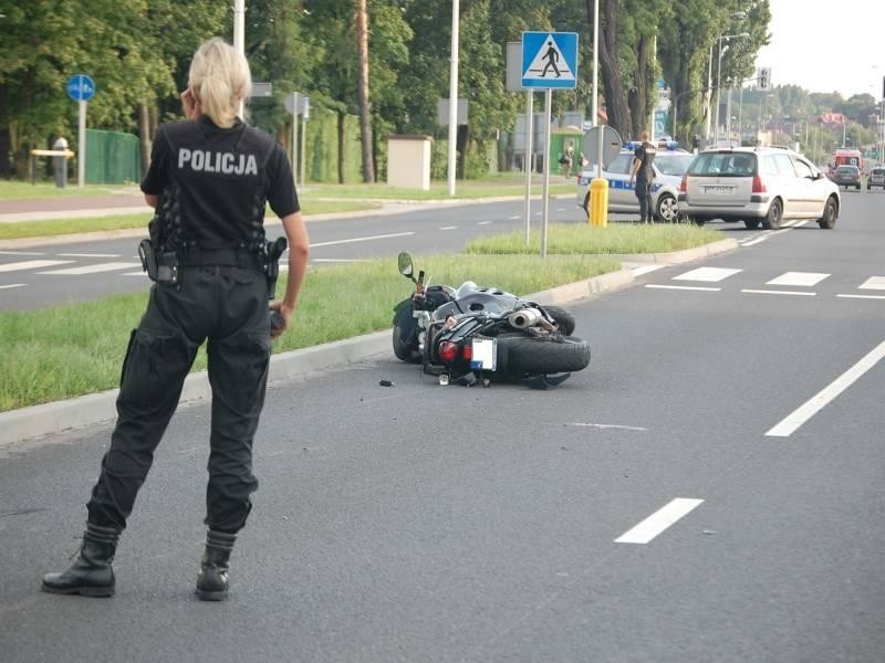 Motocyklista z obrażeniami trafił do szpitala