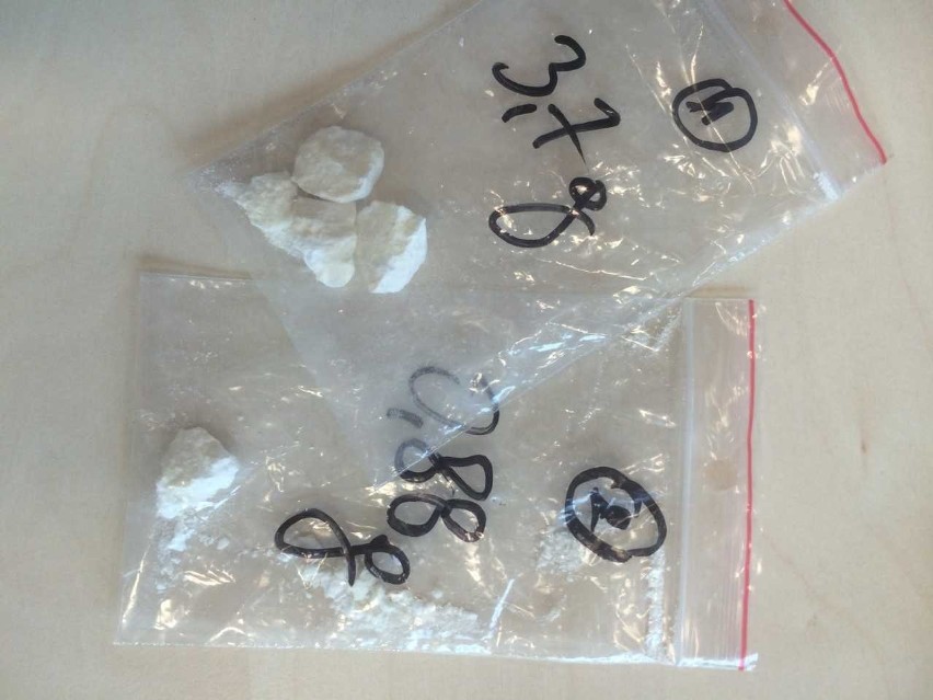 Zielonki, Wieka Wieś. Policjanci skonfiskowali 7 kilogramów marihuany i 4,5 grama amfetaminy