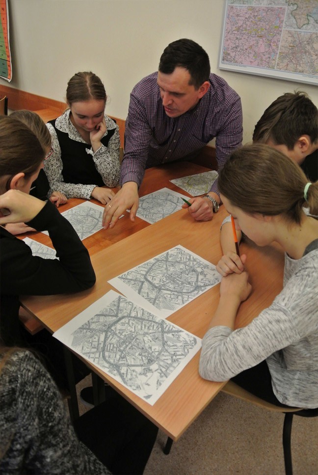 Uczniowie koszalińskiej Szkoły Katolickiej tworzyli grę miejską (zdjęcia)