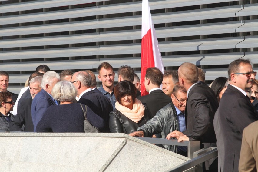 Jarosław Kaczyński i Mateusz Morawiecki w sobotę na konwencji wyborczej PiS w Kielcach [ZAPIS TRANSMISJI]