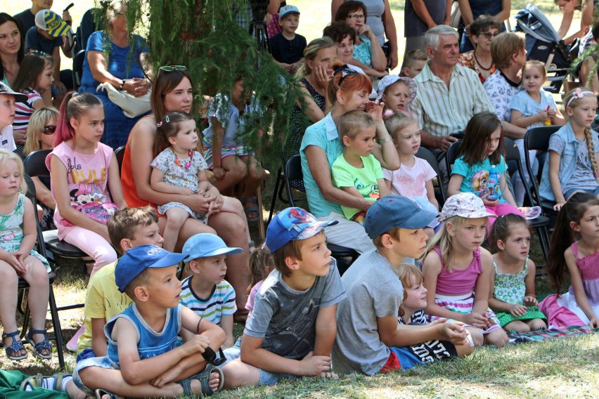 W ramach festiwalu "Lato na Starym Mieście" w ogrodach...