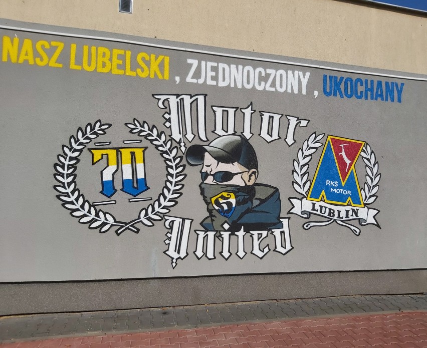 70 graffiti na 70-lecie Motoru Lublin. Trwa akcja kibiców. Zobacz zdjęcia