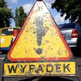 Wypadek na rondzie w Rzeszowie. Renault przewróciło się na bok (mapa)