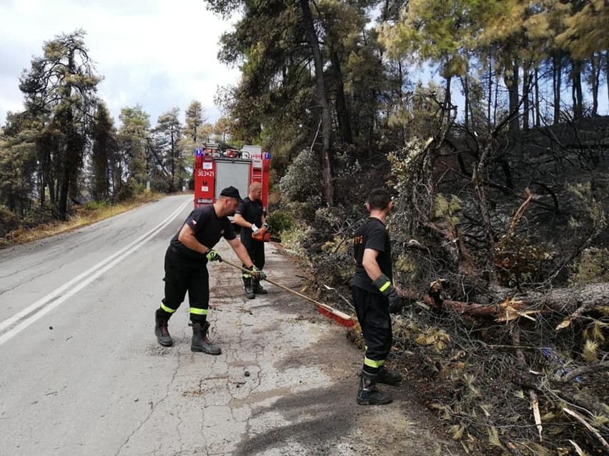 Strażacy z Dolnego Śląska wciąż walczą z ogniem w Grecji....