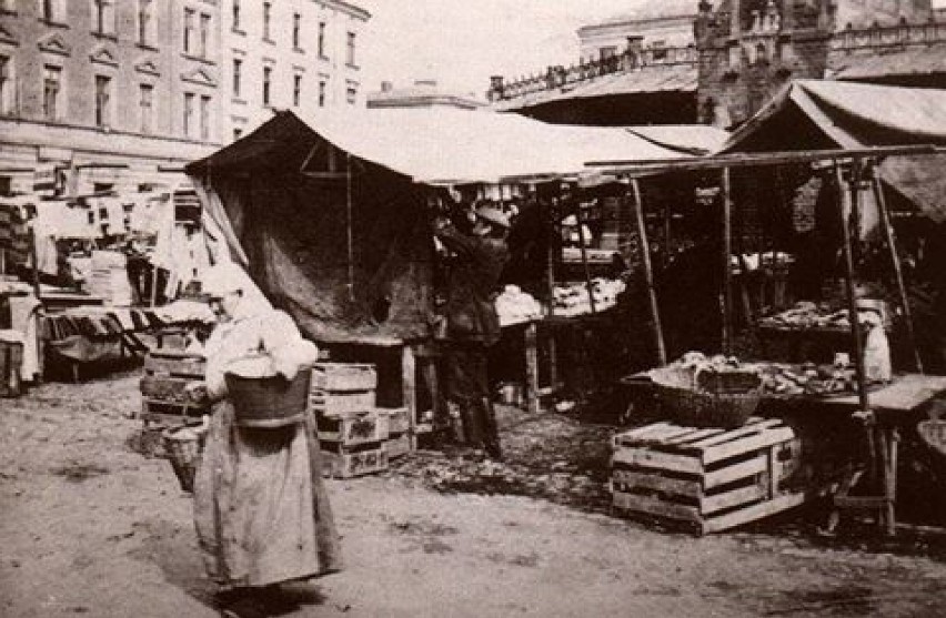 Kraków. Zobacz, jak kiedyś wyglądał plac Nowy [ZDJĘCIA]