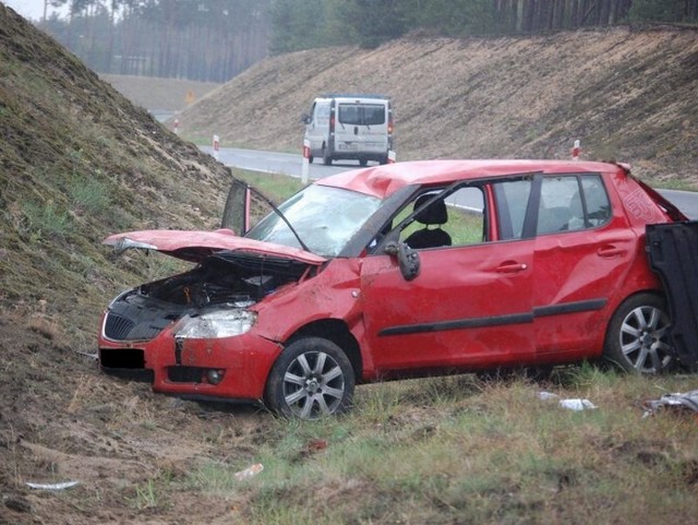 Na szczęście kierowcom obu samochodów nic się nie stało.