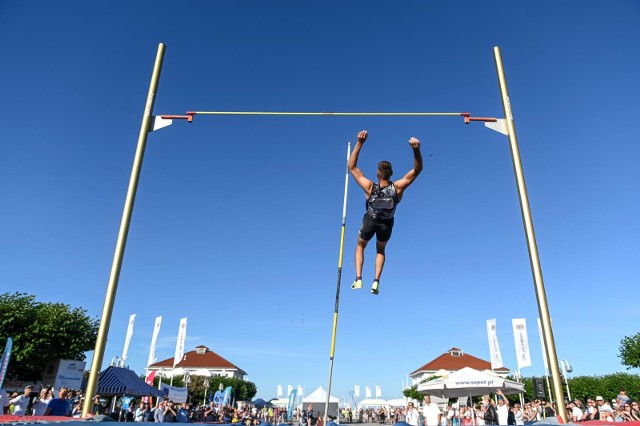 01.08.2020 sopot33 tyczka na molo - mityng / zawody lekkoatletyczne na skwerze kuracyjnym przed sopockim molo fot. przemek swiderski / polska press / dziennik baltycki