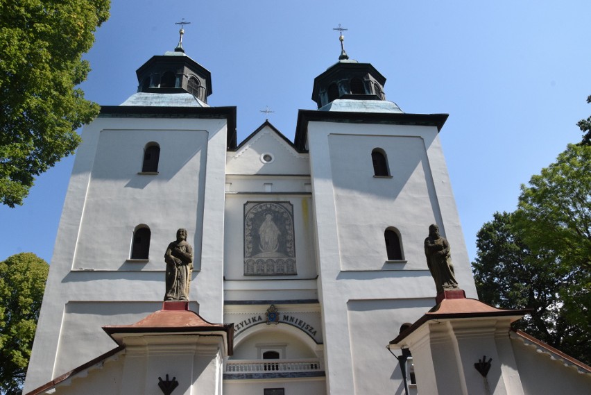 Święto Wojska Polskiego w Rychwałdzie. Uroczysta msza św. i...