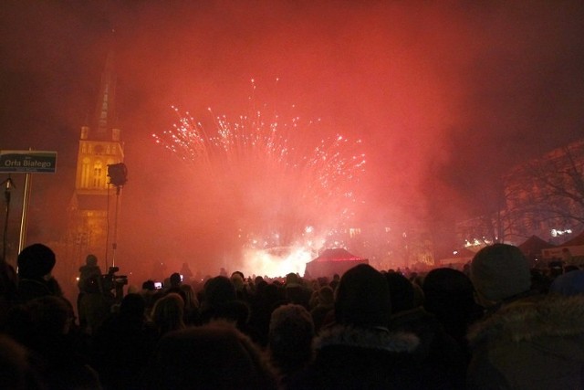 WOŚP Szczecin 2014. Światełko do nieba przyciągnęło tłumy szczecinian.