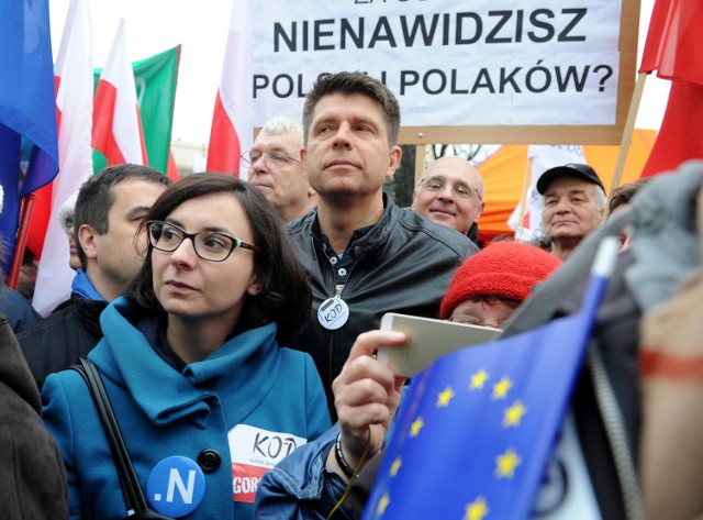 Manifestacja KOD w Warszawie