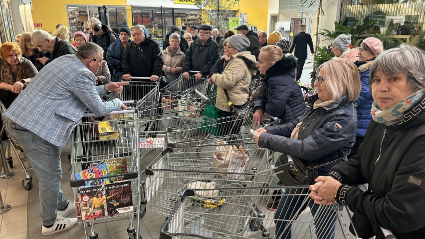 Otwarcie supermarketu Intermarche przy Szosie Kisielińskiej...