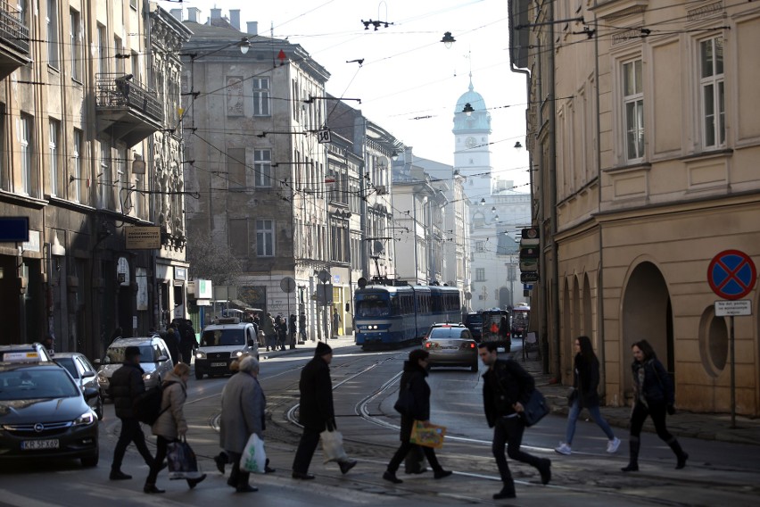 Umowa podpisana. Przebudowa ul. Krakowskiej rozpocznie się w marcu [Aktualizacja]