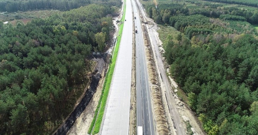 Praktycznie na całej długości odcinka E autostrady A1 lezy...