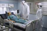 "Barwy szczęścia" odcinek 2474. Iza znowu trafi do szpitala! Tym razem nie przeżyje i osieroci Paulinkę?! [CO SIĘ WYDARZY]