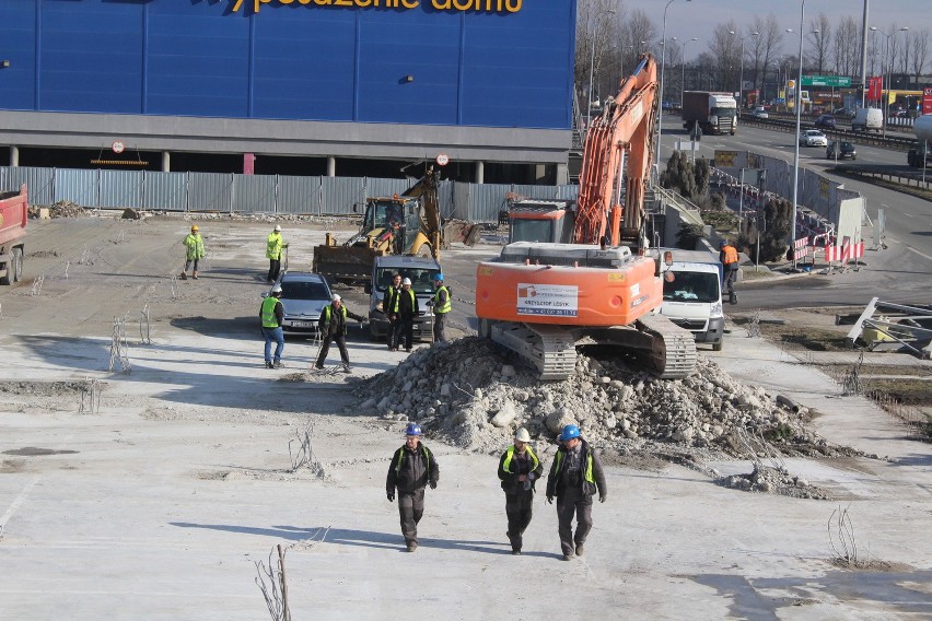 IKEA Katowice: Remont parkingu idzie pełną parą [NOWE ZDJĘCIA Z BUDOWY] 