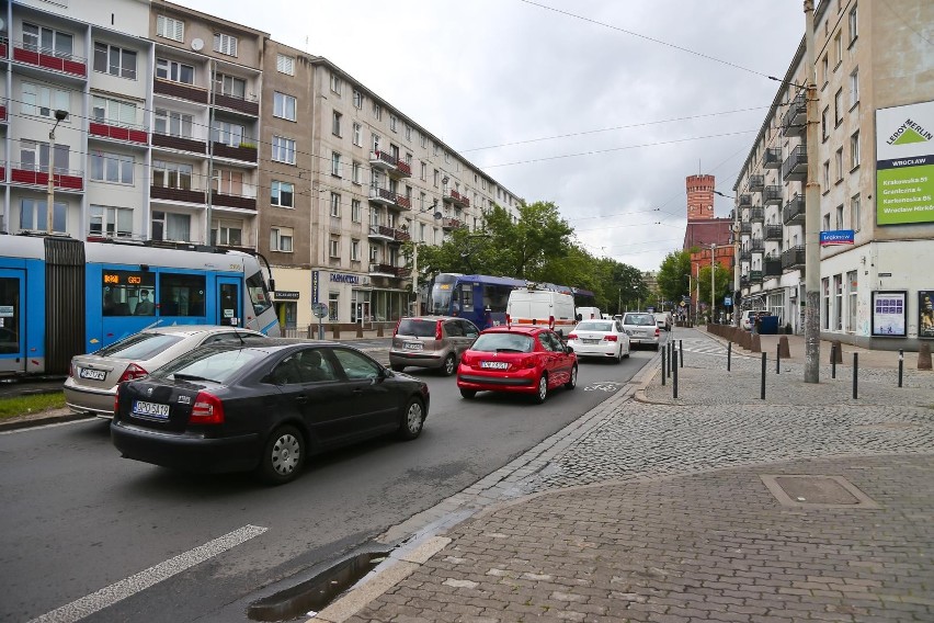 Na ulicy Sądowej we Wrocławiu powstaną ścieżki rowerowe.