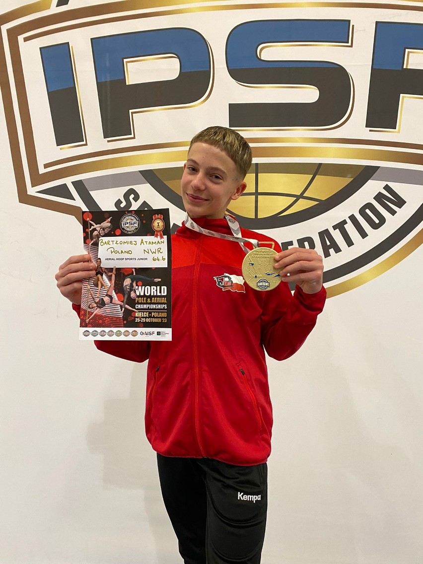 15-letni Bartłomiej Ataman z Rzeszowa jest mistrzem świata w akrobatyce powietrznej [WIDEO]