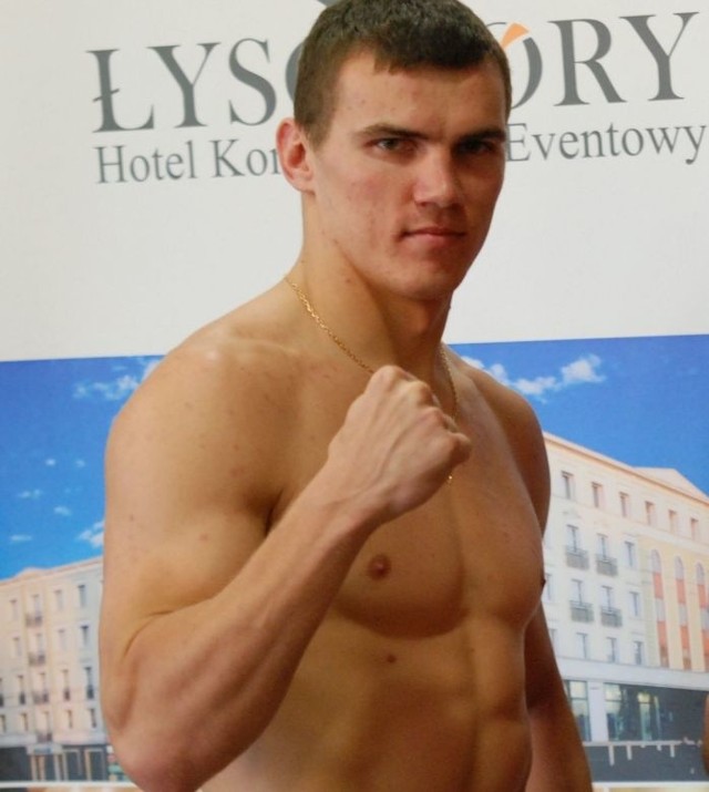 Mateusz Masternak podczas piątkowej gali boksu zawodowego w Olsztynie, w walce wieczoru będzie bronił interkontynentalnego pasa federacji IBO w wadze junior ciężkiej.