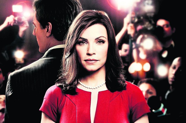 "Good Wife" to serial polityczno-prawniczy. Główna bohaterka Alicia Florrick jest prawniczką i ma męża na wysokim stanowisku uwikłanego w skandal seksualny