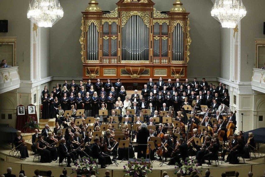 Orkiestra Filharmonii Poznańskiej, Czeski Chór Filhrmoniczny...