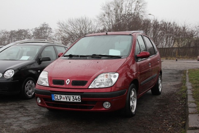 Renault Scenic, 1.6 benzyna, 2002 rok, przebieg 154 tys., opłacony. Cena: 5700 zł