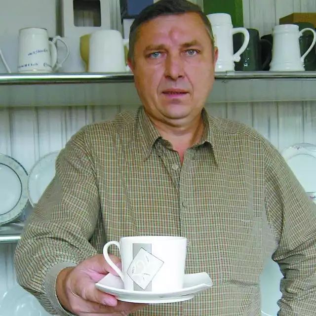 Filiżanki z Tułowic często goszczą w telewizji - mówi Czesław Biernat z Ceramiki Tułowickiej.