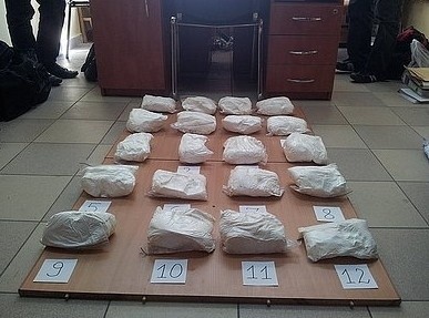 Przemyt narkotyków w Katowicach: Amfetamina warta 1 mln zł w rękach policji